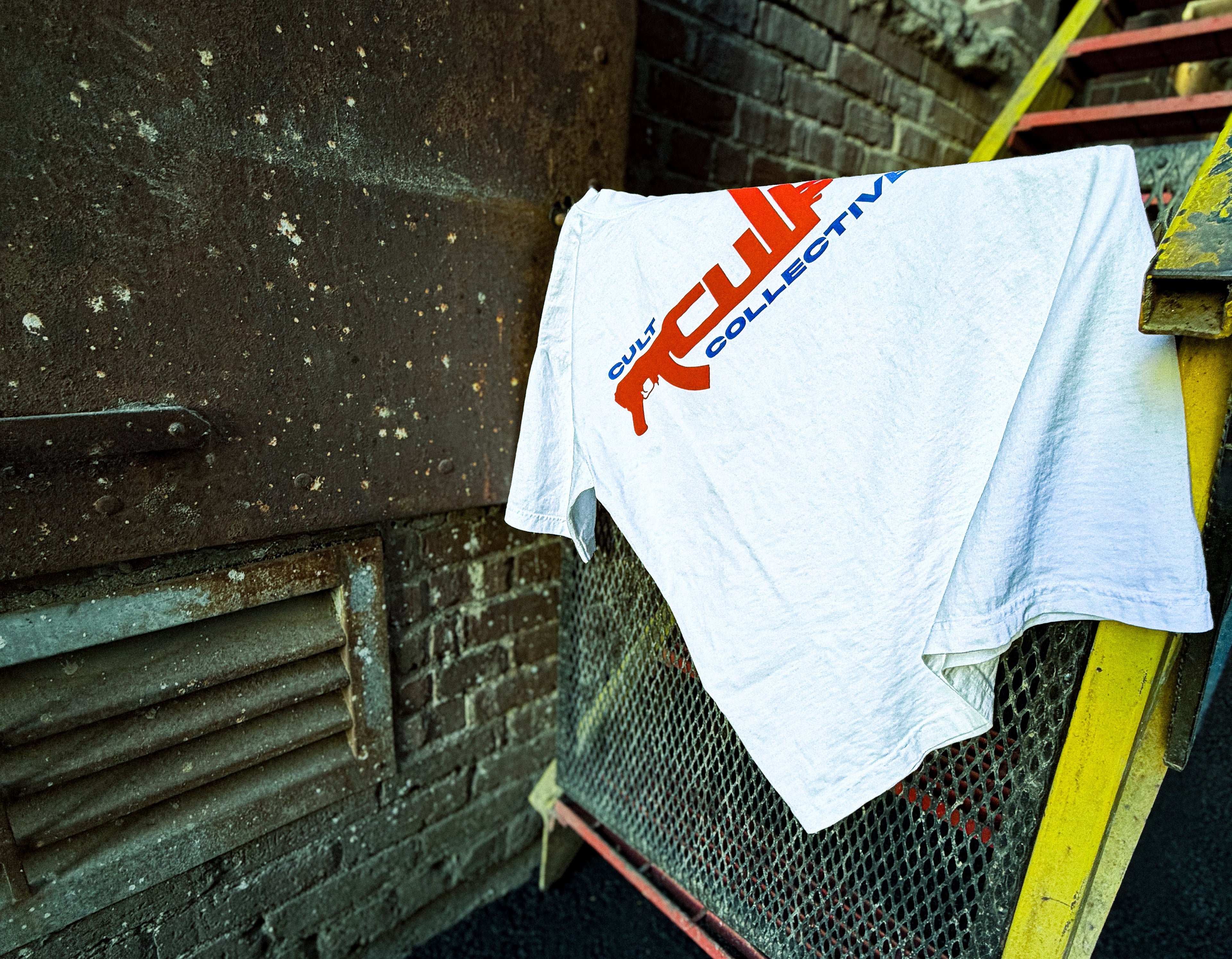 AK LOGO (WHITE)